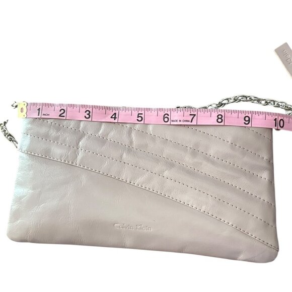 Calvin Klein Partial Quilted Leather Bag with Silver Chain Lilac - Picture 3 of 9